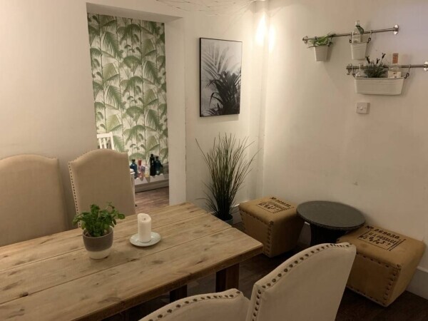 Exciting Independent Gin Bar & Restaurant Photo 15