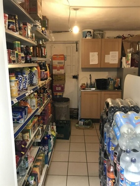 THRIVING LICENSED CONVENIENCE STORE IN KILMARNOCK Photo 15