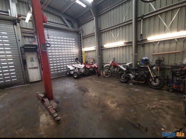 Big Garage For sale in North Wales Pwllheli Photo 15