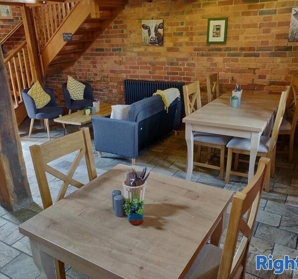 Licensed Café & Coffee Shop Located In Wootton Wawen Photo 15