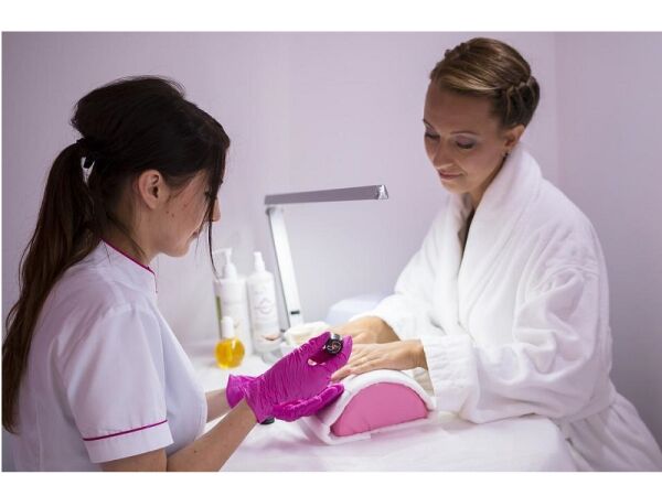 Well established Beauty Treatment business in Eastleigh for sale Photo 15