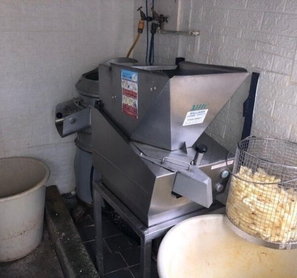 Leasehold Fish & Chip/Kebab Takeaway Located In St Austell Photo 14