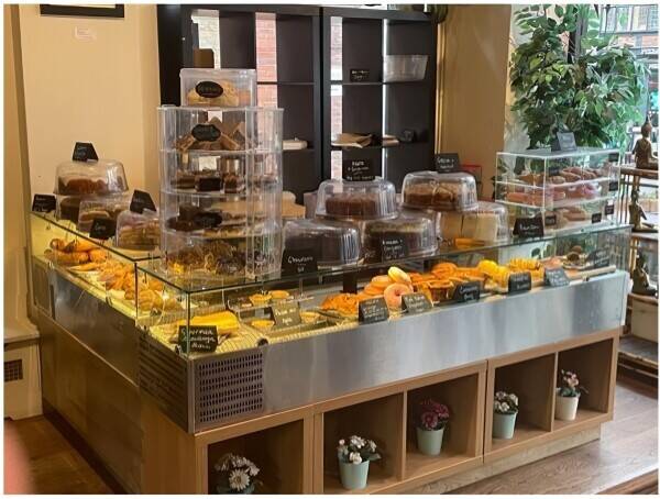 Busy Coffee Shop & Restaurant for Sale in Haslemere Surrey Photo 15