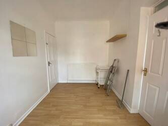 Established Hairdressing Salon in Tilehurst, Reading. Scope for Beauty and Nails Photo 15