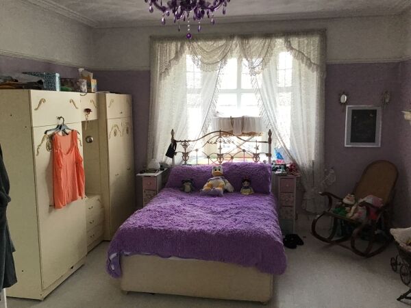 FREEHOLD CONVENIENCE STORE WITH 4 BED ACCOM, CAERPHILLY COUNTY Photo 15