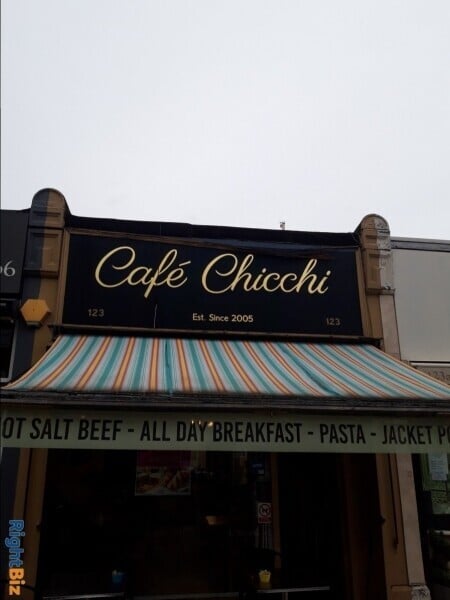 Wanstead Busy Cafe ideal for first time buyers or expansion. Photo 2