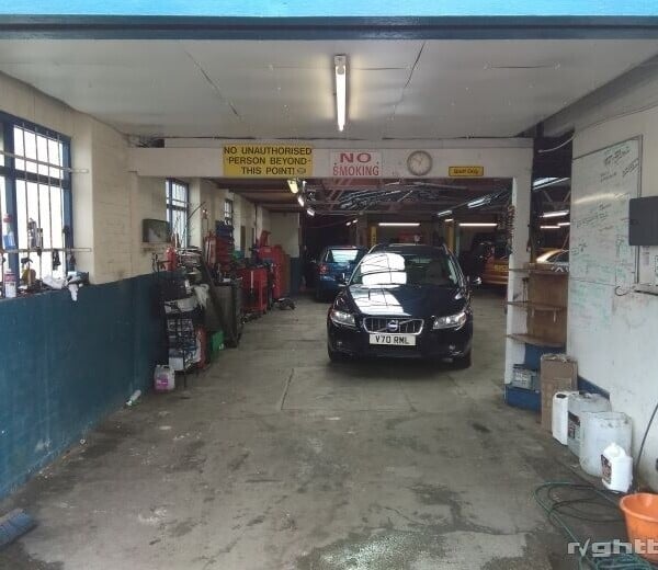 Garage Services Repairs Tyres MOT Preparation Lytham St Annes Lancashire For Sale Photo 2