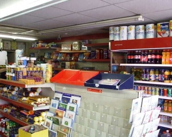 News, Confectionery, Tobacco Slight Convenience Groceries for Sale Photo 2