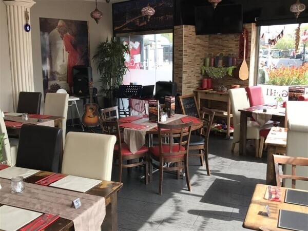 FULLY LICENSED TURKISH RESTAURANT/ TAKEAWAY & DELIVERIES FOR SALE IN NUNEATON TOWN CENTRE Photo 2