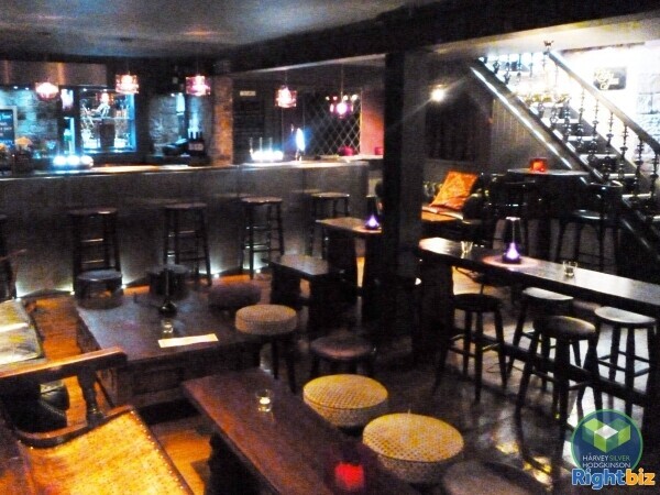 LICENSED RESTAURANT: OLDHAM: Photo 1