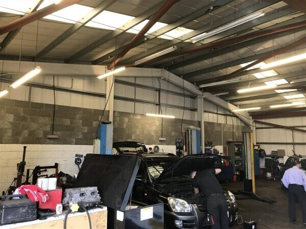 GENERAL AUTO REPAIRS WORKSHOP & TYRE FITTING CENTRE NEAR STIRLING Photo 2