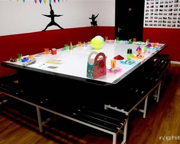 STATE-OF-THE-ART TRAMPOLINE PARK Photo 2