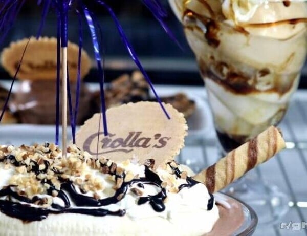 Award Winning Franchise Ice Cream Parlour For Sale Photo 2
