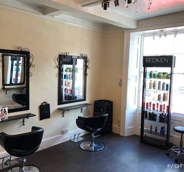 Well Established Hair Salon - Popular Tourist Town - OWNER FINANCING AVAILABLE! Photo 2
