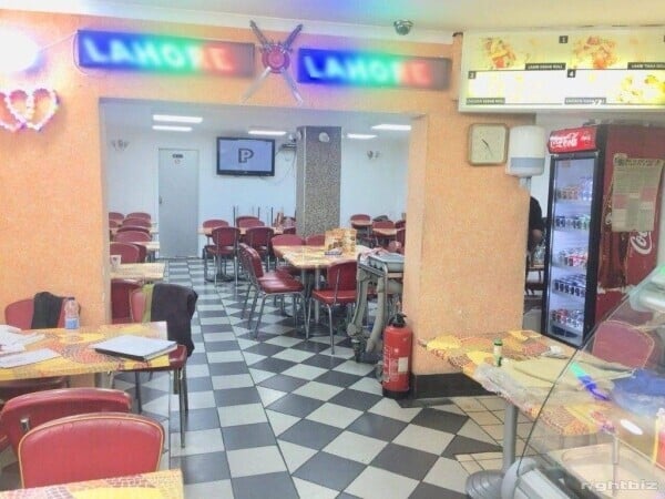 Restaurant For Sale in Green Street Photo 2