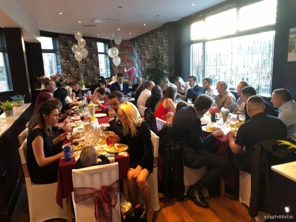 Restaurant / Bar / NightClub for Sale Photo 2