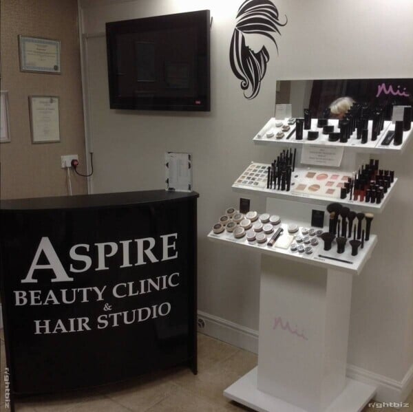 Hairdressers/Beauty salon for sale Photo 2