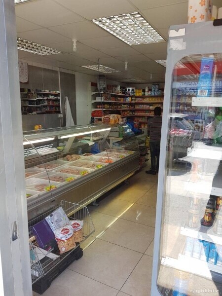 A1 retail supermarket and halal butchers lease for sale in Upton Park Photo 2