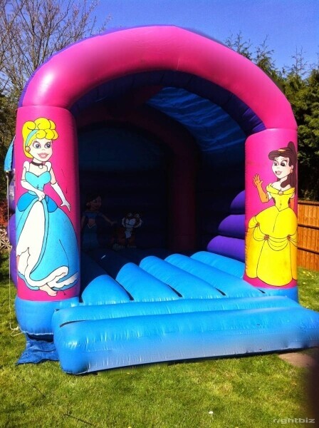 Well established Bouncy Castle and Inflatable hire business..Good Turnover . Quick Sale required Photo 3