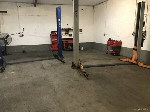 Existing MOT Service and Tyre Centre Photo 2