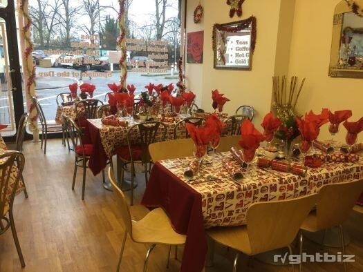 Cafe/Tearoom in a prime location on Gillingham High Street, Kent Photo 2