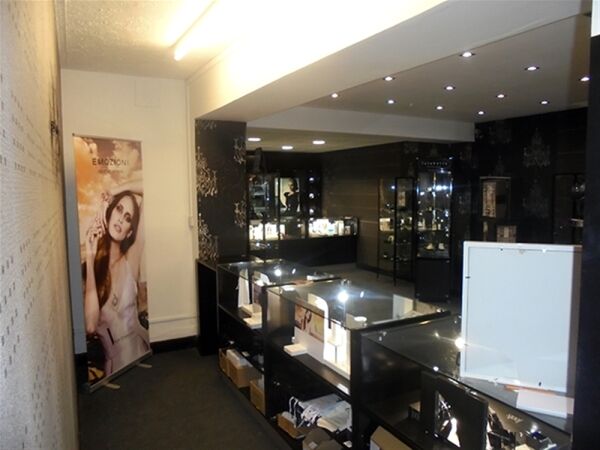 LONG ESTABLISHED JEWELLERS - CHESHIRE Photo 2