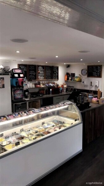 Very Successful Dessert Parlour In Kirkcaldy For Sale Photo 2
