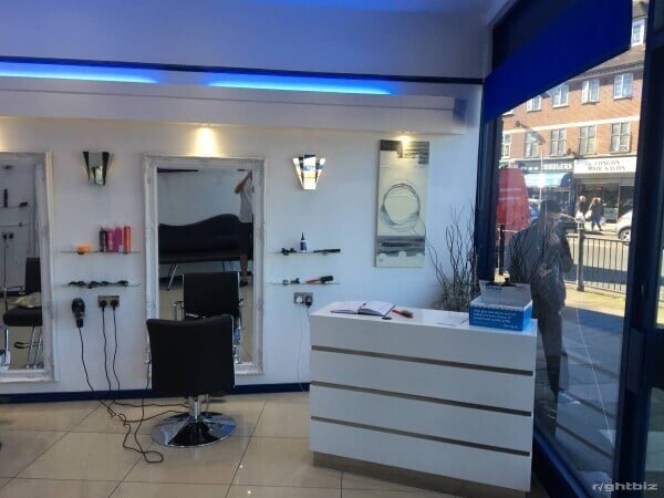 Unisex Hairdressing Salon, South London Photo 2