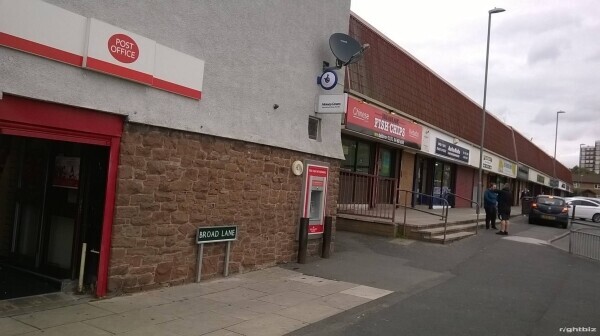 High Salary Mains PO Cards/Stationery/Photo booth, with scope to add new lines. Fully Re-Fitted Photo 3