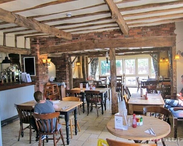 PENDRELL ARMS, CODSALL,NEAR WOLVERHAMPTON Photo 2