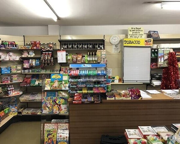 NEWSAGENTS WITH 2 BEDROOM FLAT - WARWICKSHIRE Photo 2