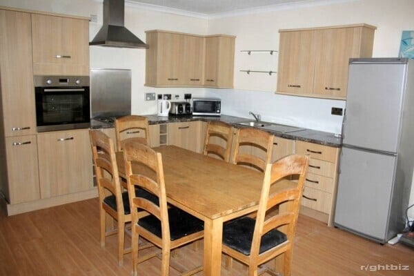 Modern 4-Bedrom Holiday Let / B&B Opportunity in Ross-Shire Photo 2