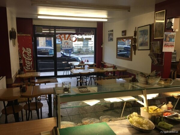 Coffee Shop and Sandwich Bar for Sale in Highgate, London Photo 3
