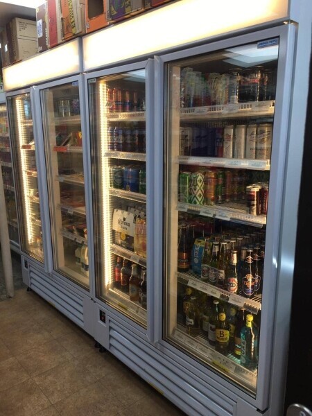 Convenient Store For sale in Leatherhead Leasehold Photo 2