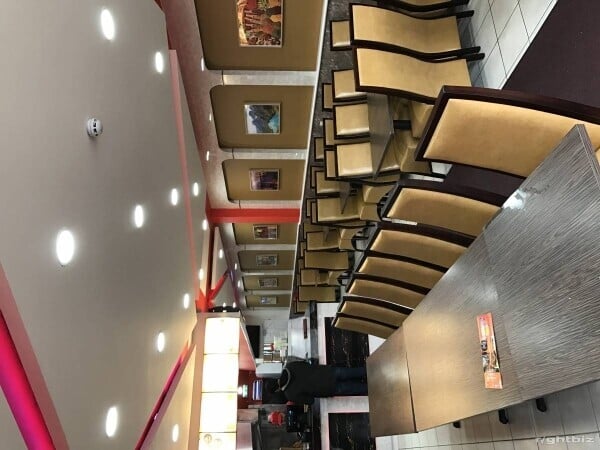 Asian Restaurant & takeaway in busy hight street, one if the famous town bletchley Milton keynrs Photo 2
