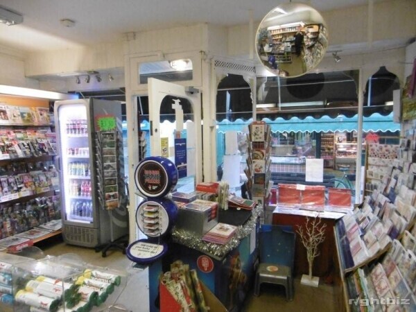 Retail Business with accommodation to let Photo 2