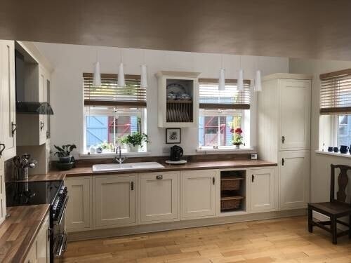 Beautiful Family Home & Cattery for sale in Cumbria Photo 2