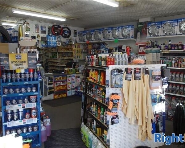 CAR PARTS AND ACCESSORIES BUSINESS FOR SALE Photo 2
