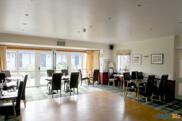 9 Bedroom Hotel Situated on Highland Coastal Route Photo 2