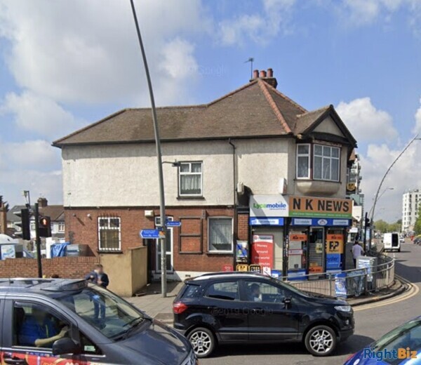 CTN, Convenience Store / Newsagents / Oyster/ Paypoint/ with Flat. Established 25+ Years Photo 2