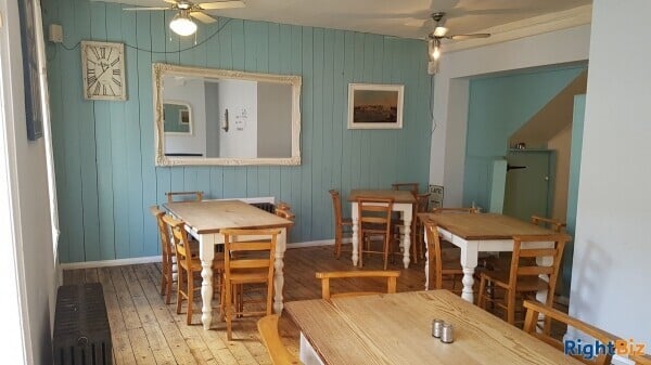 BUSINESS FOR SALE with LEASEHOLD PROPERTY Photo 2