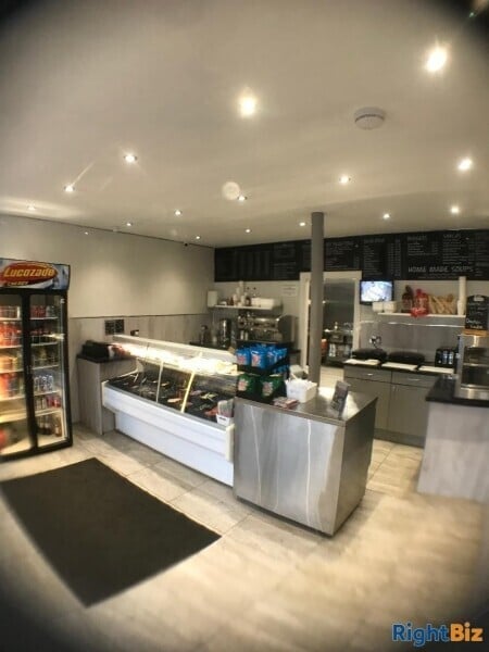 Cafe hot and cold food take away close local health centre, police station and council building Photo 2