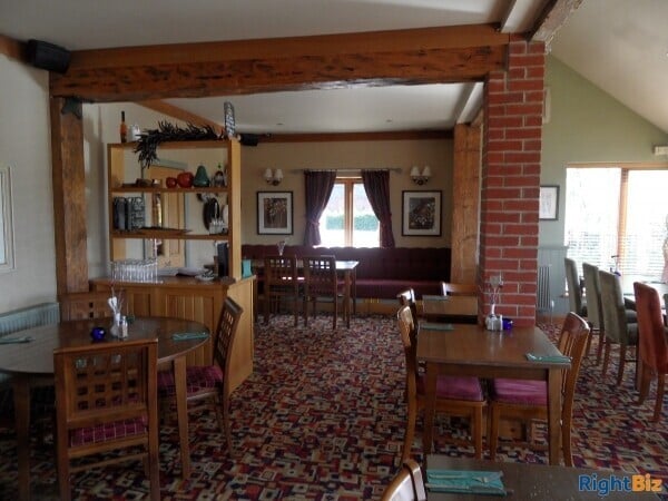 Wiltshire Canal Side Public House Photo 2