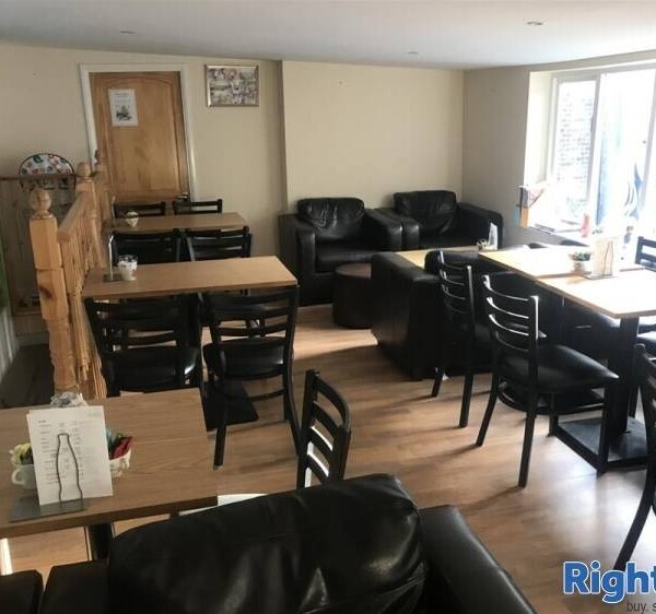 Baileys Coffee Shop And Sandwich Bar - Kent Photo 2