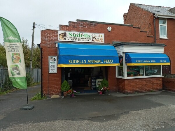 Freehold Leasehold Animal Feeds Pet Foods Supply Accessories Business Blackpool Lancashire For Sale Photo 2