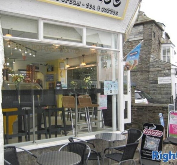 Leasehold Ice Cream Parlour Located In Padstow Photo 2