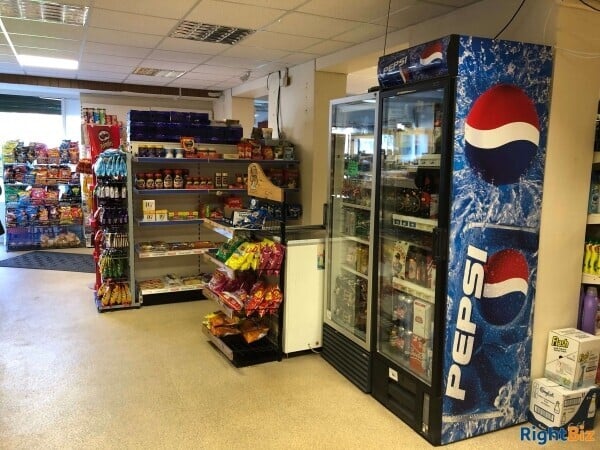 Convenience Store & Off Licence in Hebburn with low rent. Great leasehold opportunity Photo 2