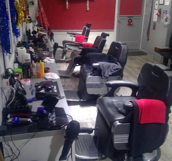 Successful Turkish Barbers located in a thriving Grampian Seaside Town. Photo 2