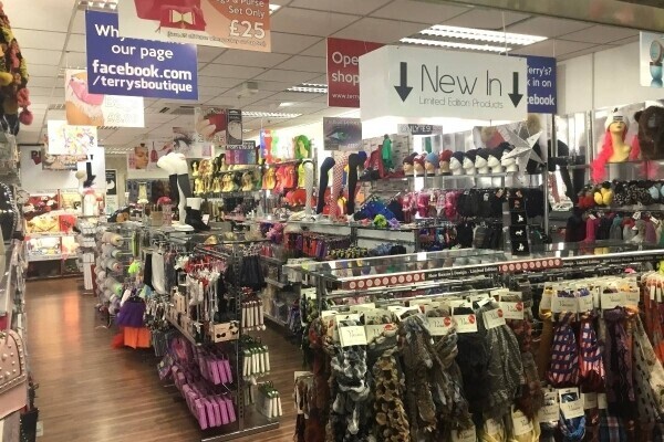 Hair Extensions & Ladies Fashion Retailer- Runcorn Photo 2