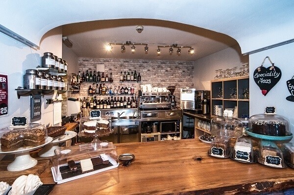 Restaurant/Coffee House with Accommodation, Callander (ref. 1309) Photo 2